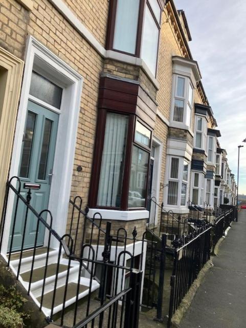 Rovers' Retreat Whitby George Street Buitenkant foto